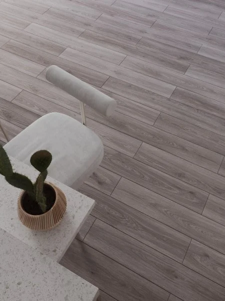 Ламинат Egger PRO 10/33 4V Дуб Камвуния серый EPL221 в Сыктывкаре