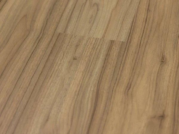 Ламинат Ламинели Ясень Донской в Сыктывкаре