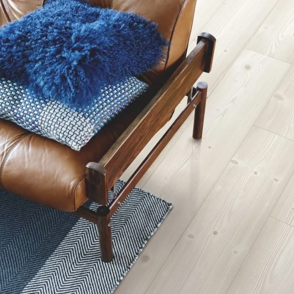 Ламинат Pergo Skara Pro Состаренная Белая Сосна L1251-03373 в Сыктывкаре