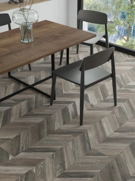 Ламинат Egger PRO 8/33 4V Large Дуб Кестинкорт Шоколад левая EPL240F4CL в Сыктывкаре