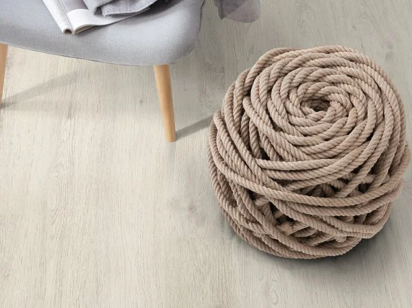 Ламинат Egger PRO 8/33 4V Дуб Кортина белый EPL034 в Сыктывкаре