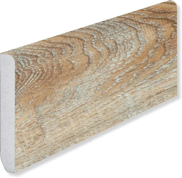 Кварцевый плинтус Fargo 366-2B Дуб Карамельный градиент 80х11х2200 мм в Сыктывкаре