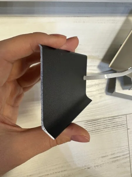 Алюминиевый плинтус Bonkeel ПЛ80 515л Черный (78,5х11,2х2500мм) в Сыктывкаре