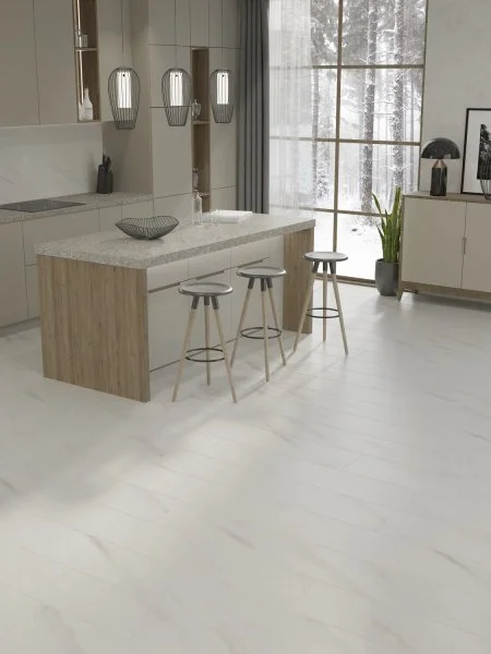 Ламинат Egger PRO 8/33 4V Large Aqua+ Мрамор Леванто белый EPL245 в Сыктывкаре